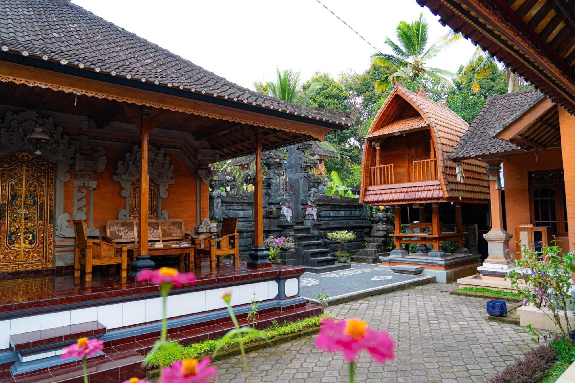 Rindu Homestay Undisan Εξωτερικό φωτογραφία